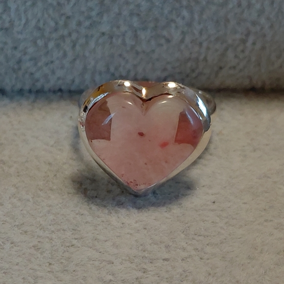 Strawberry Quartz Silver Heart Ring - Picture 9 of 15